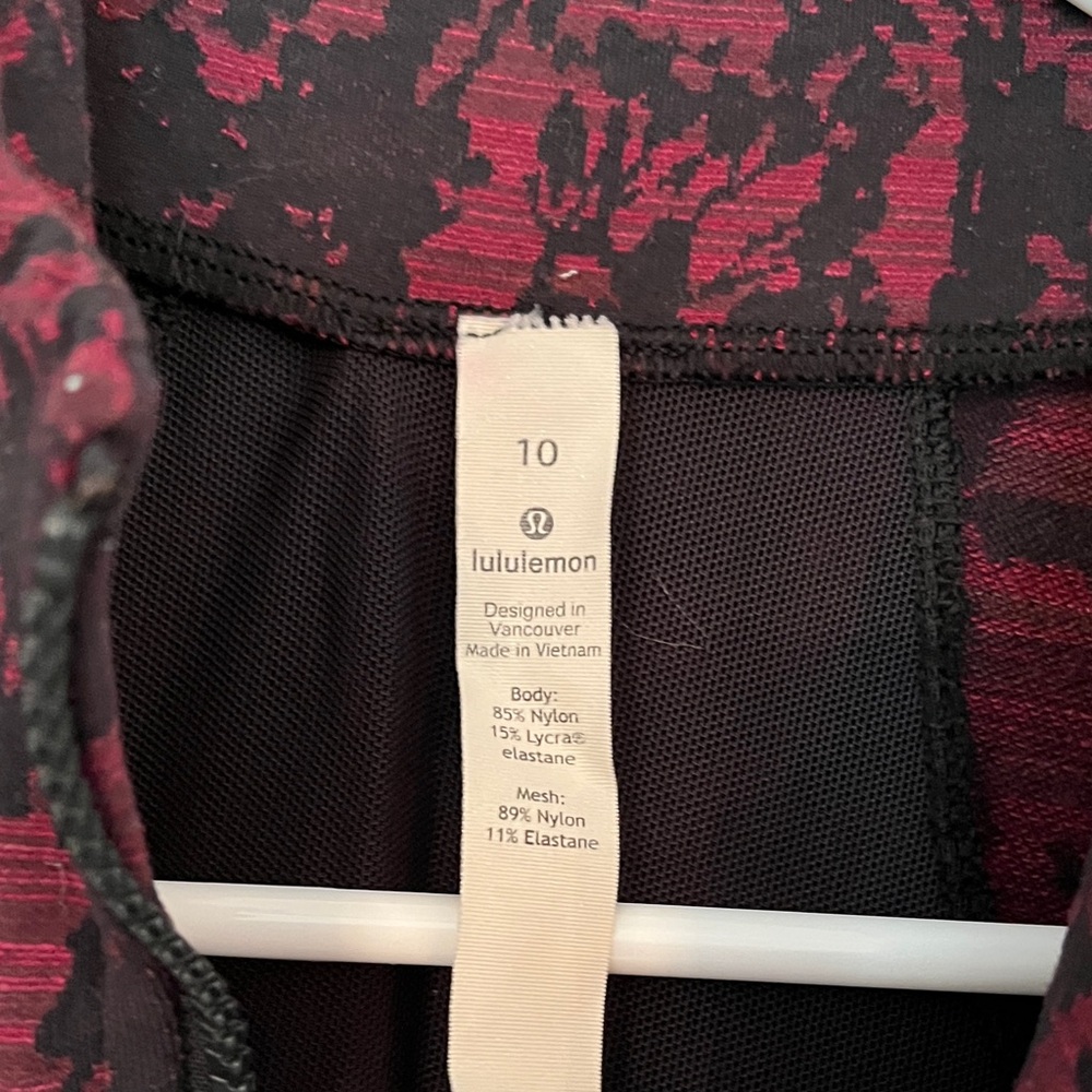 Lululemon Athletica Red and Black Jacket - Picture 2 of 8